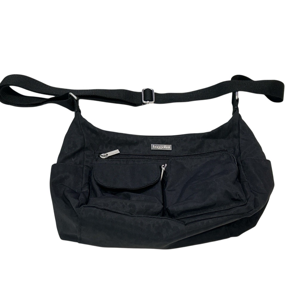 Baggallini Black Cheetah Print Lightweight Crossbody Bag for Women